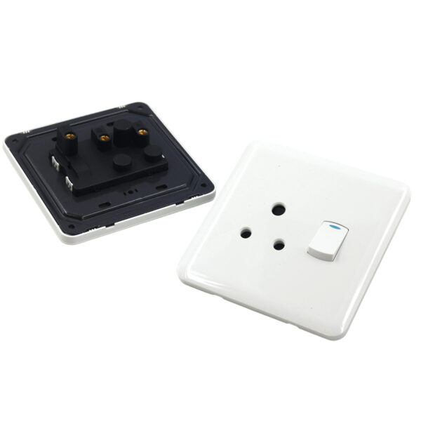 Single Switch Socket 4x4 WH AY299-710/Single Switch Socket 4x4 WH AY299-710