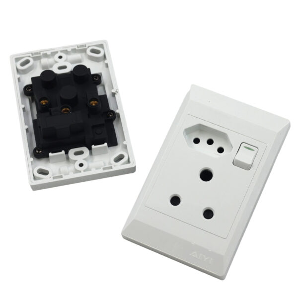 SA and one Euro Socket/AY299-513