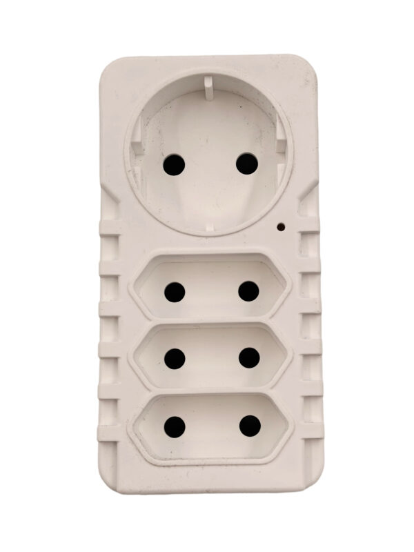 3*5A+1*5A EU MULTIPLUG AY299-808