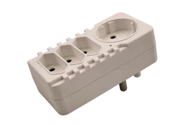 3*5A+1*5A EU MULTIPLUG AY299-808