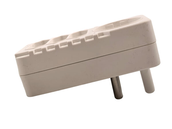 3*5A+1*5A EU MULTIPLUG AY299-808