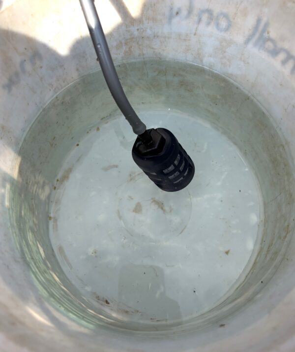 AIYI Cordless Pressure Washer Kit with Battery AY001-933